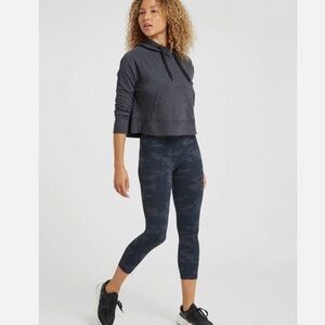 SPANX Look at Me Now Leggings, Gray Camo Size M